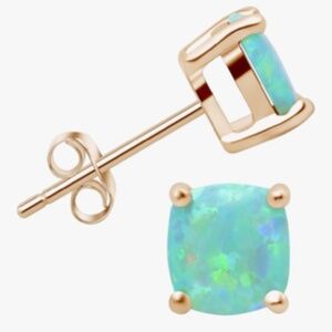 18k yellow gold over 925 Silver Simulated opal stones, cushion cut